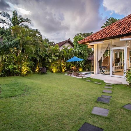 Villa Janitra スミニャック エクステリア 写真